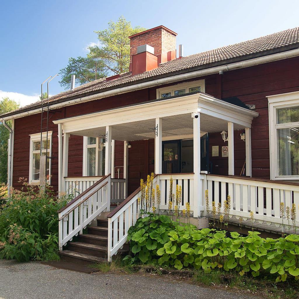 Lähteentien Pirtti